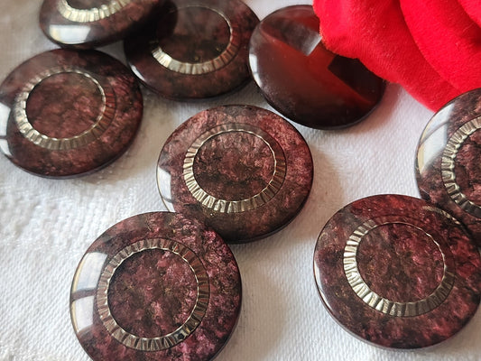 Lot 8 gros boutons vintage prune  inclusion  pied 2,7 cm manteaux lourd ref 3040