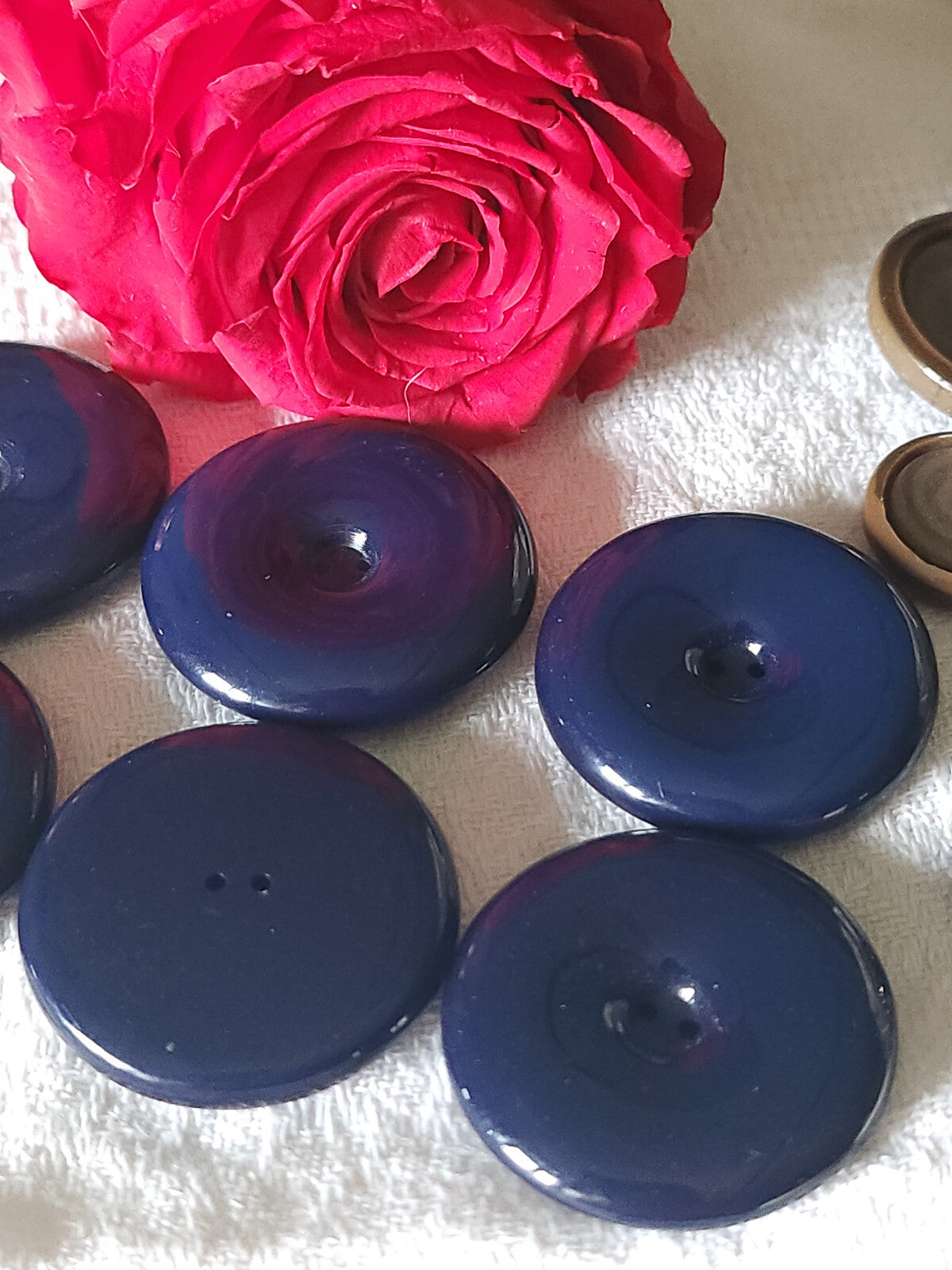 Lot 6 trés gros boutons vintage bleu foncé idéal manteaux  3,3 cm ref 3517 *