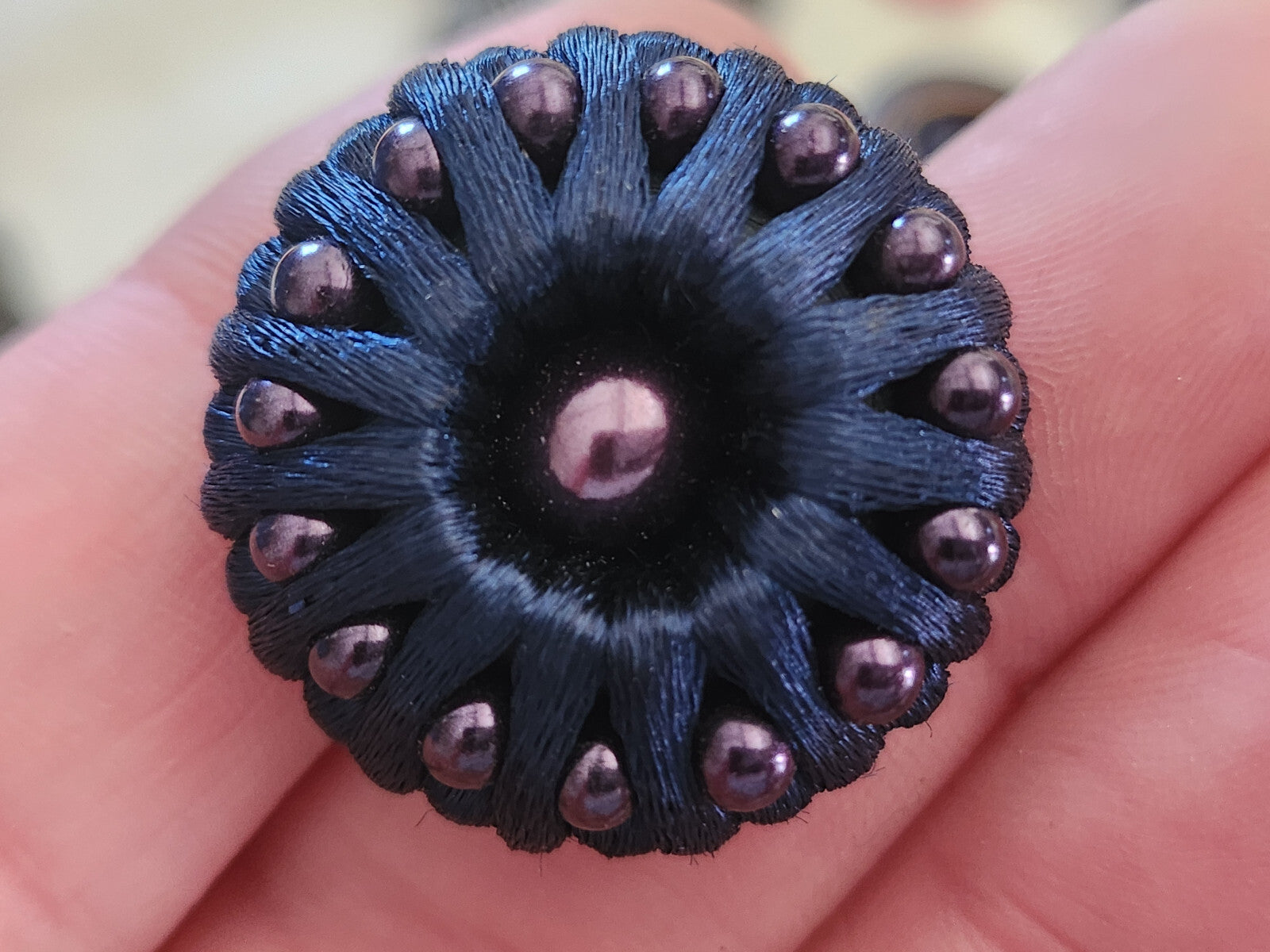 Superbe bouton ancien passementerie perlé bleu vintage couturier 2,6 cm  ref 258