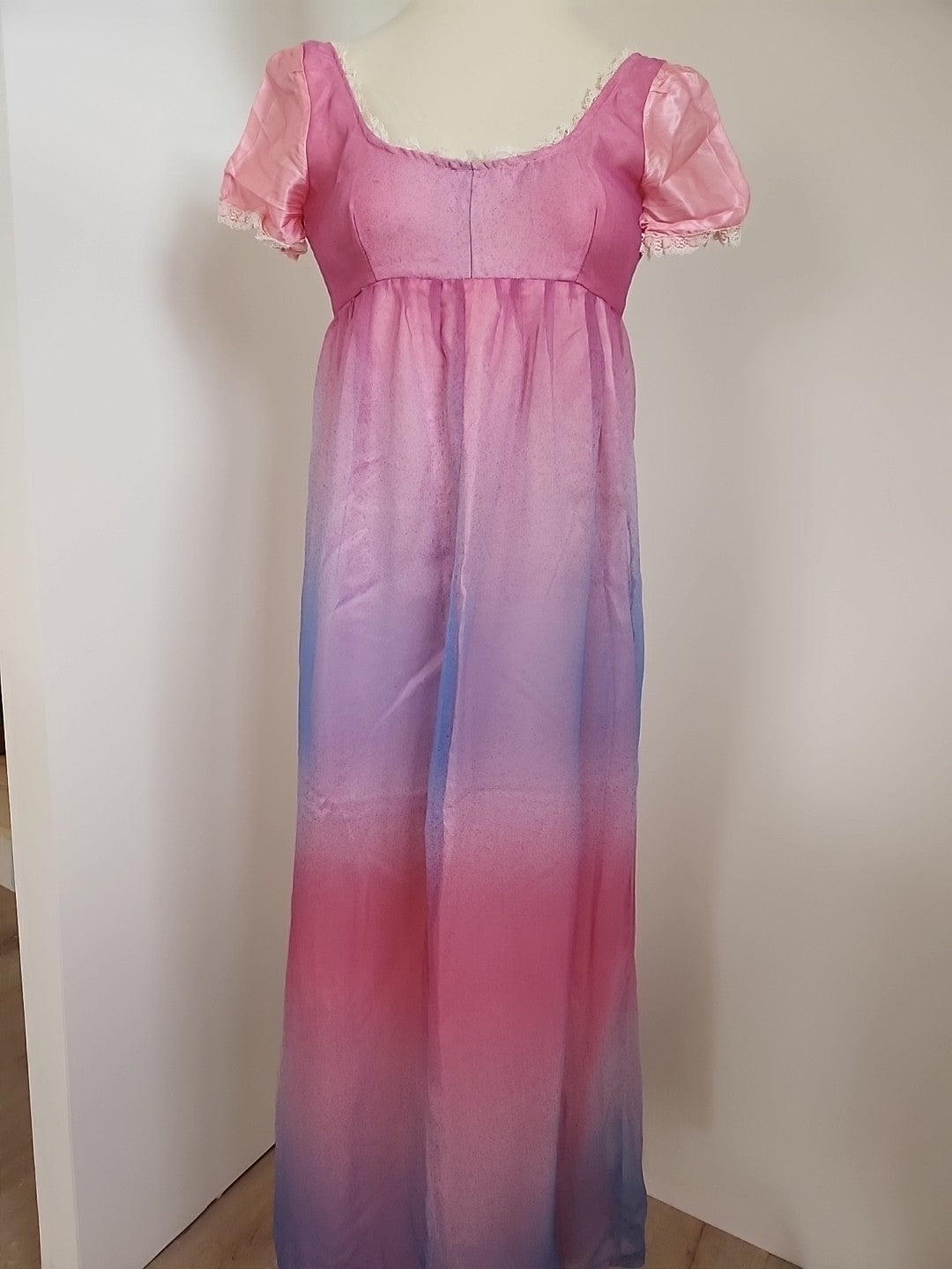 Pur vintage robe longue chemise de  nuit? année 60 damasT34/36?   ref portant