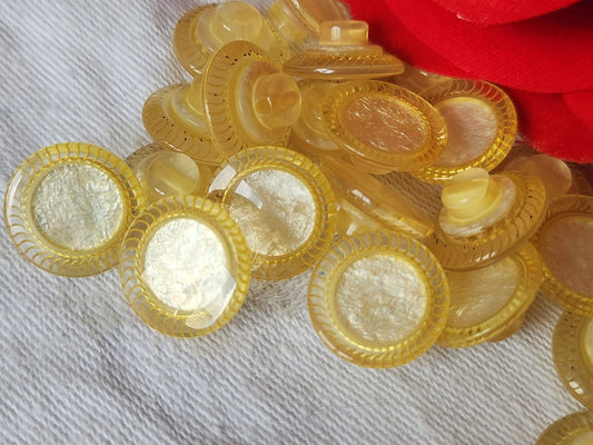 Lot 11 boutons vintage jaune superbe à pied 1,5 cm ref 2442