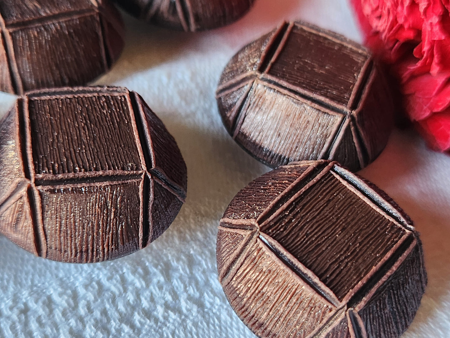 Lot 6 volumineux boutons vintage marron gros  pied 2,8 cm ref 1961