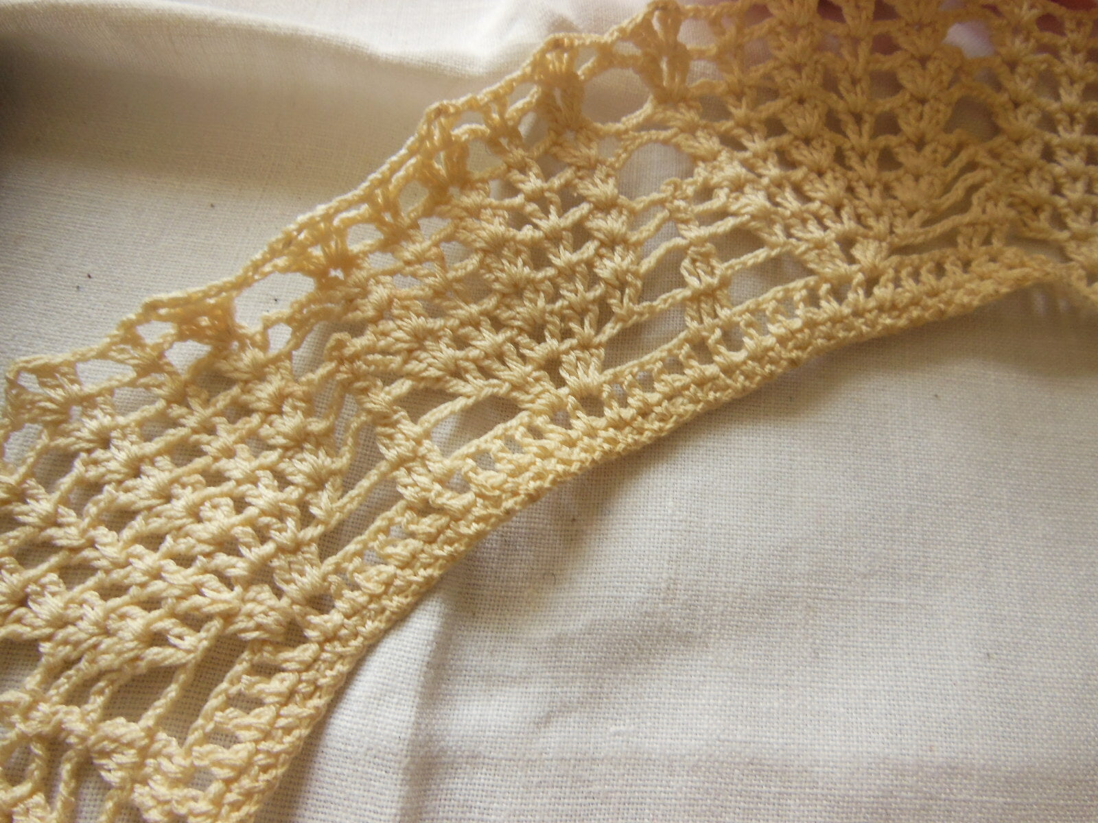 Col ancien au crochet pour adulte large  costume théâtre T15-39