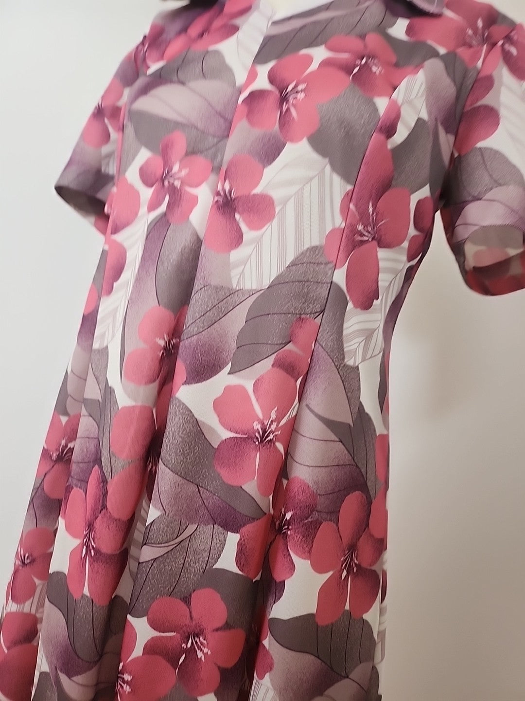 Pur vintage robe ancienne grosse fleur rose grise très légère 40 ? ref portant
