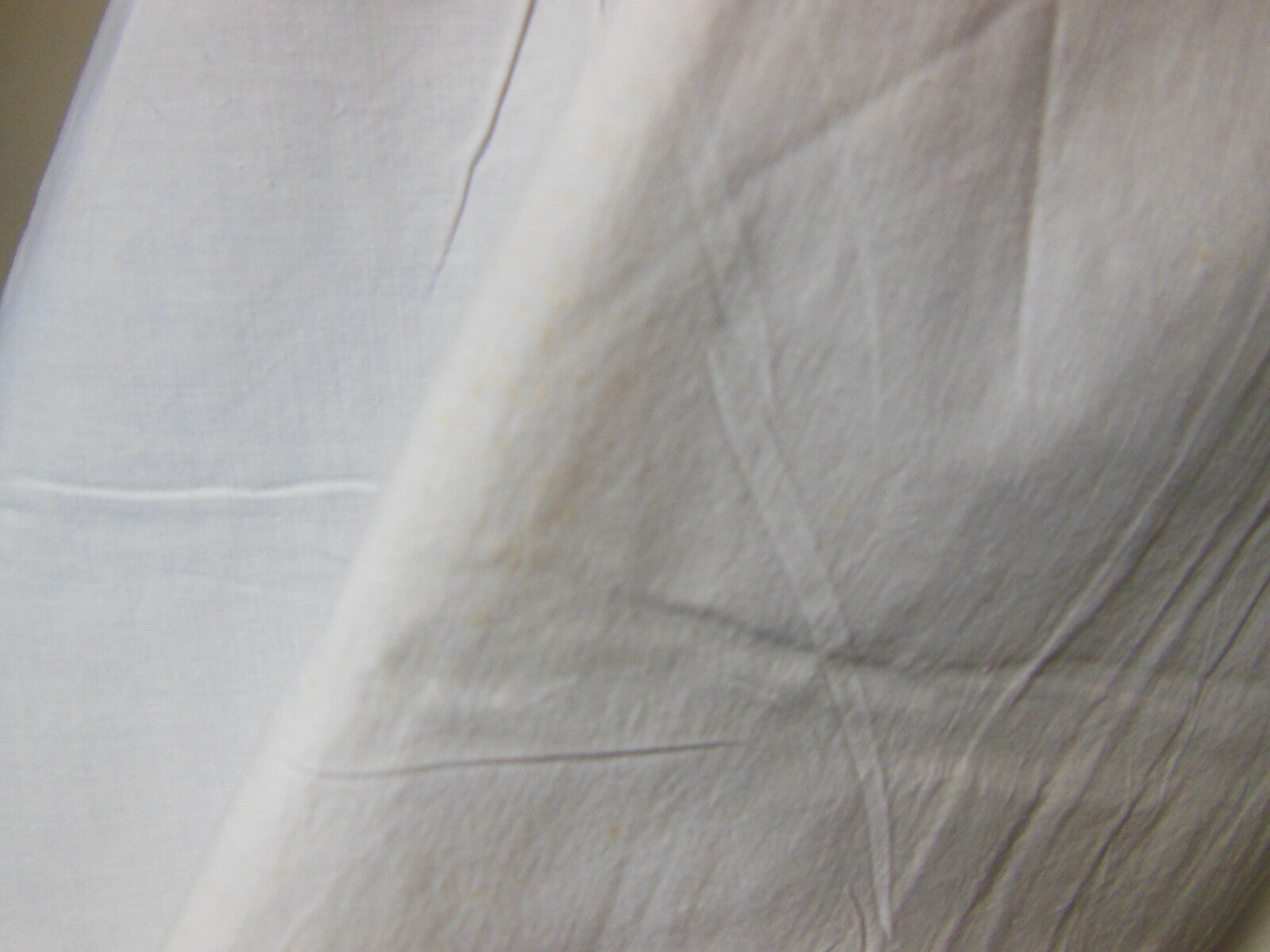 Chemise de nuit ancienne classique petit jour à nettoyer   B1