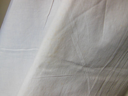 Chemise de nuit ancienne classique petit jour à nettoyer   B1