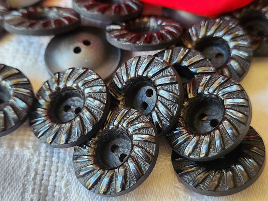 Lot 10 boutons vintage gris noir incurvé 2,2 cm trous ref 5882