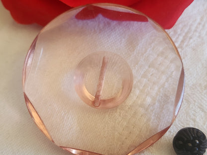 Enorme bouton vintage rose épais effet plexis pied veste  4,8 cm ref 2577