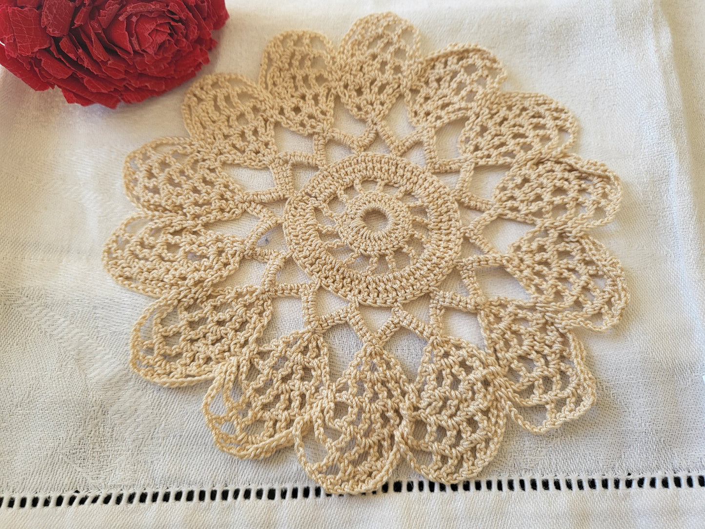 Application ancienne ou petit napperon crochet écru 16 cm  attrape rêve T15-12