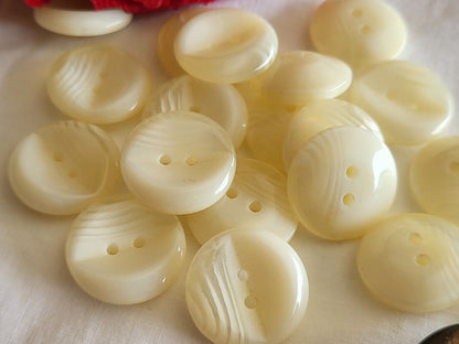 Lot 6 / 17 boutons vintage blanc veiné transparent à trou  1,7 cm /2,2 cm/2,8