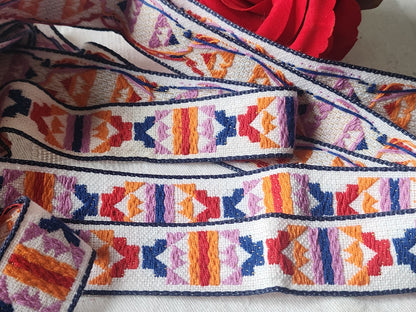 Galon vintage tissé  jaune violet bleu orange 2 métres sur 2,7 cm A2