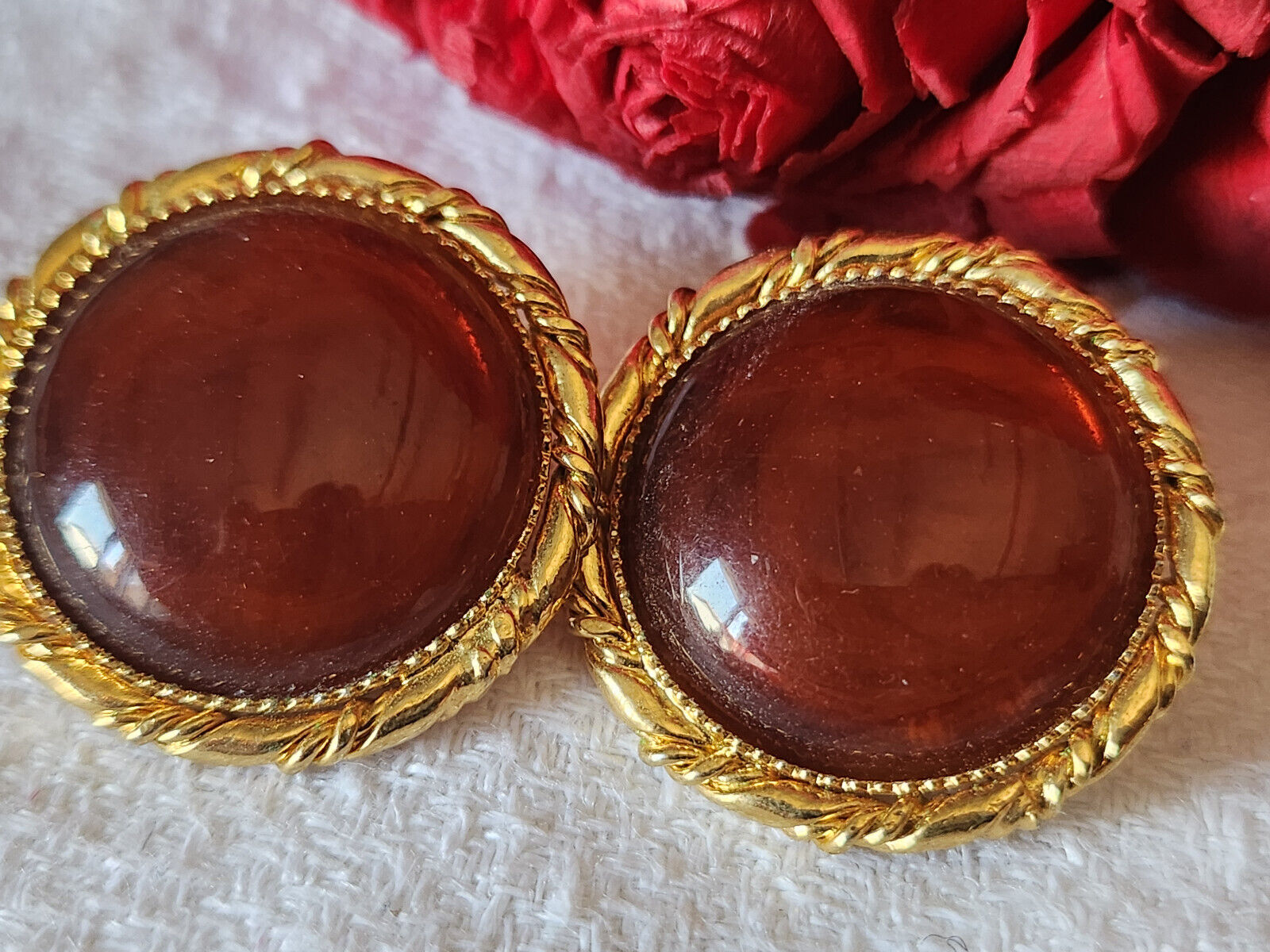 Duo gros boutons vintage en métal coeur ambré 2,5 cm D3S