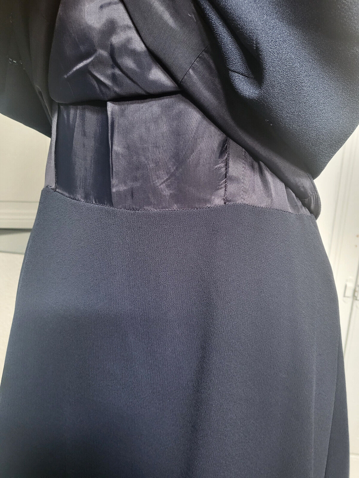 Robe bleu marine neuve effet deux pièces perlé Asable taille 36/ 38