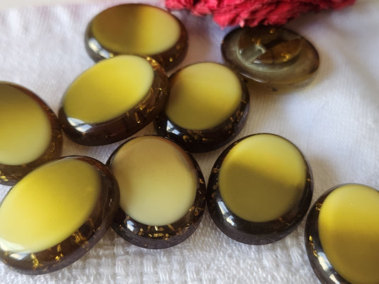 Lot 5  boutons vintage à pied  ovale vert paillette 1,8 sur 2,2 cm ref 5466