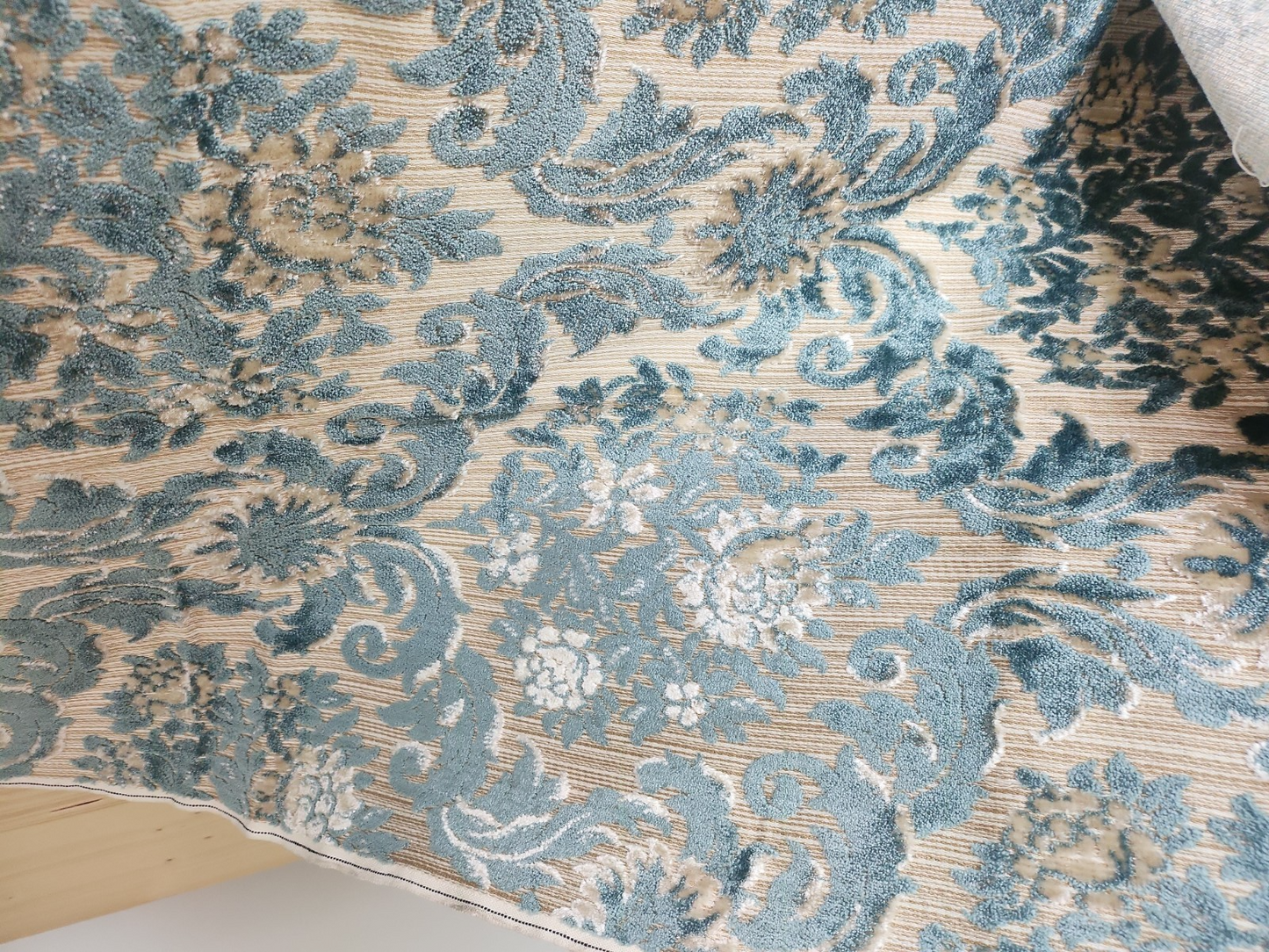 Ancien coupon de tissu tapisserie bleu écru fauteuil 133 sur 50 cm B4