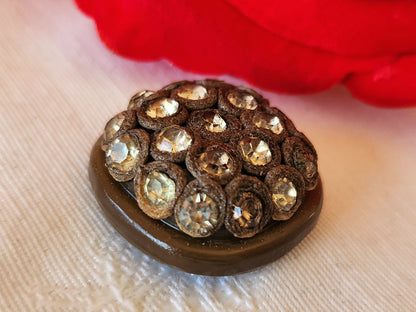 Bouton vintage parurier collection resine strass marron bijoux  2,5 cm ref 6668