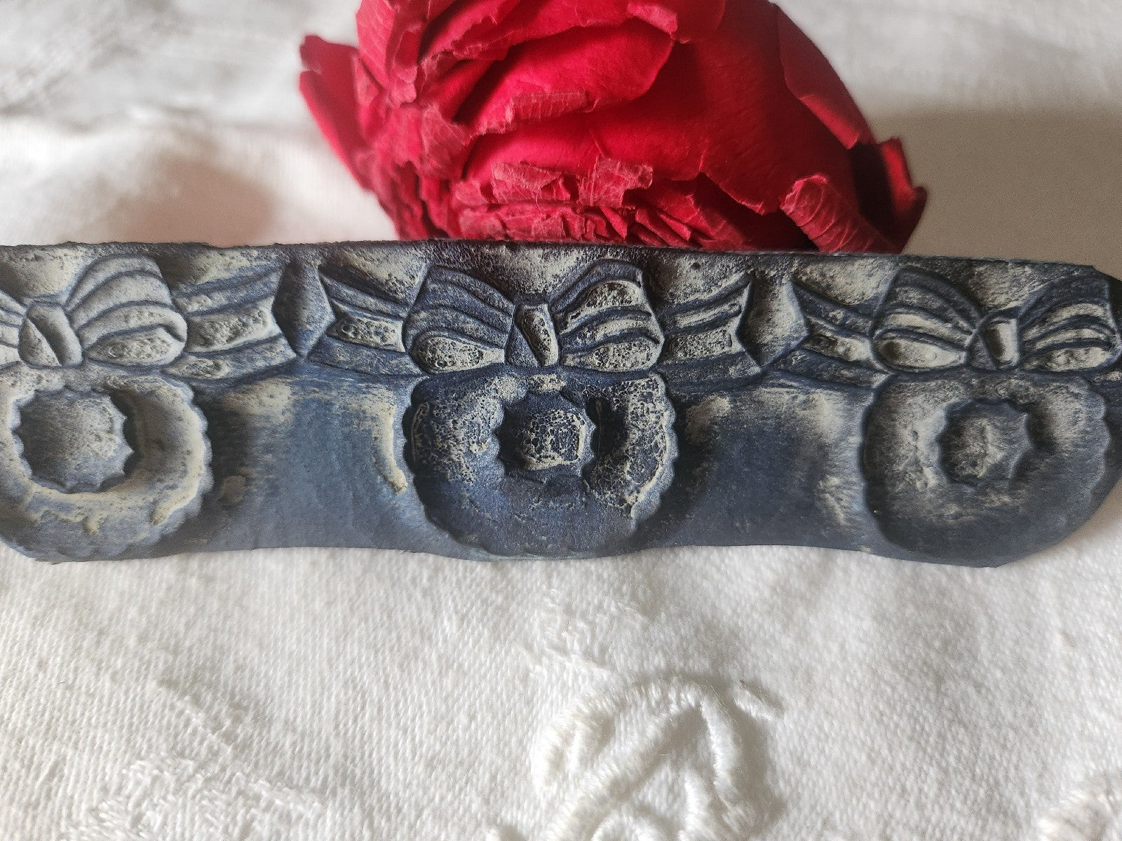 Tampon ancien sans support frise broderie collection couronnes noeud   n°30-2