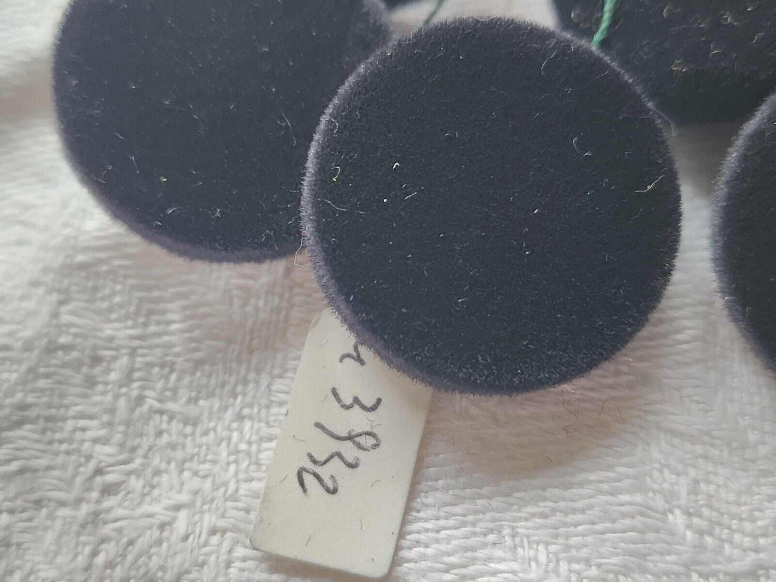 lot 6 boutons vintage doudou noir à pied passementerie 2,3 cm ref 3067