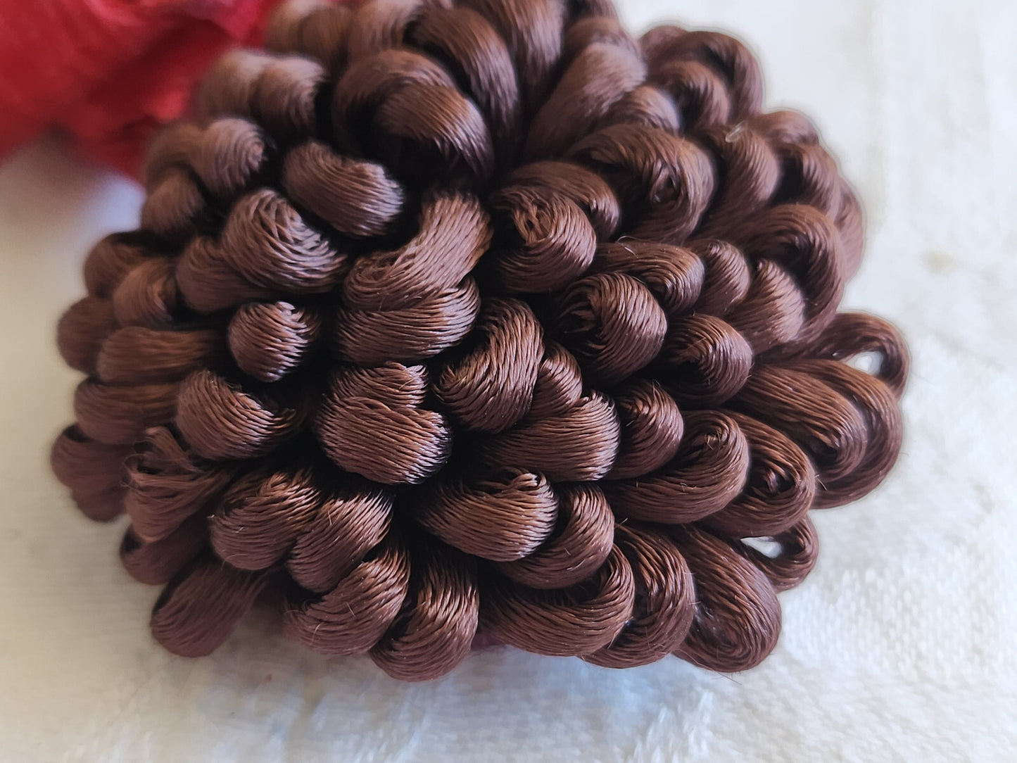 Haute couture gros bouton ancien soie passementerie vert 4,4 cm ref 759