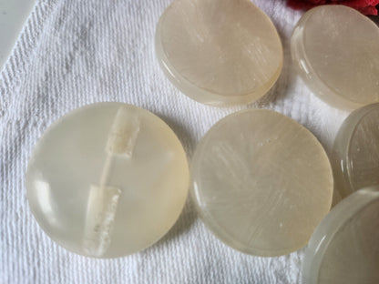 Lot 6 gros boutons vintage blanc strié pied 2,7 cm ref 2666
