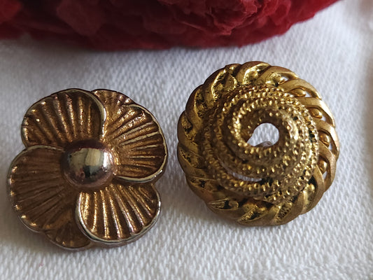 Duo boutons anciens en métal collection  2 cm G18E