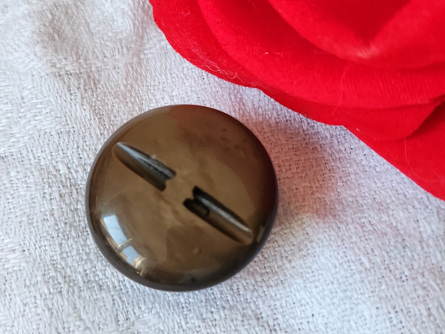 Ancien bouton  passementerie marron bombé 2,6  cm D19J