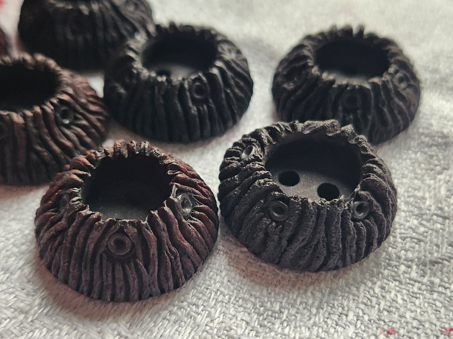 Lot 7 boutons vintage resine perlé originaux  panaché  2,3 cm ref 4882