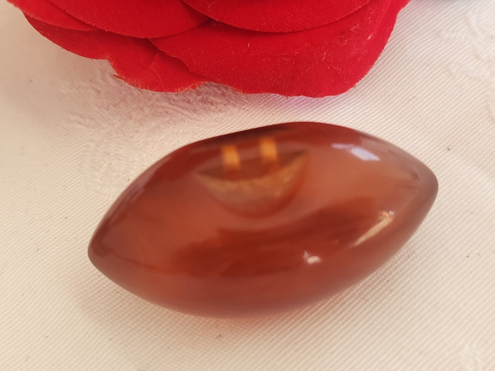 Imposant bouton ancien navette bakélite ambrolite 4,5 cm sur 2,2 cm ref 6273