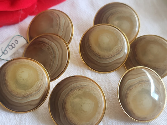 Lot 8 gros boutons vintage marron effet corne pied métal 2,7 cm ref 2647