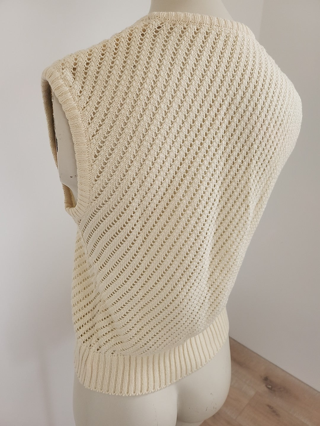 PUR VINTAGE ancien débardeur croché ajouré creme surpull 36/38  ref portant