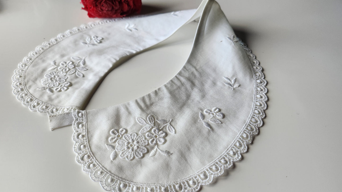 Ancien  col dentelle application tissu fin dentelle  B1-29