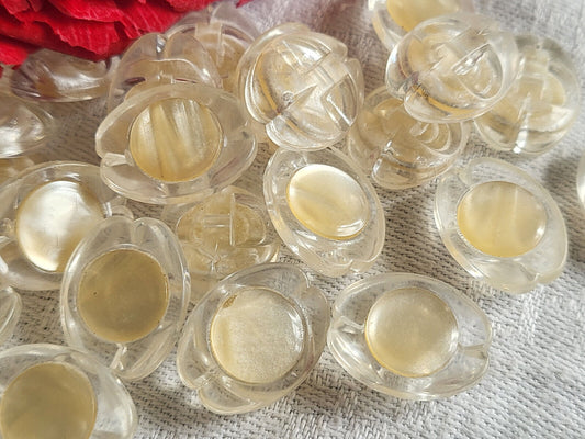 Lot 12 boutons vintage forme œil ovale beige transparent 1,3 / 1,7 cm ref 3334