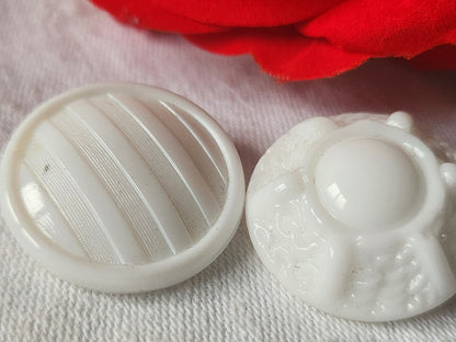 Duo gros boutons anciens en verre blanc vintage 2,6 cm D9R