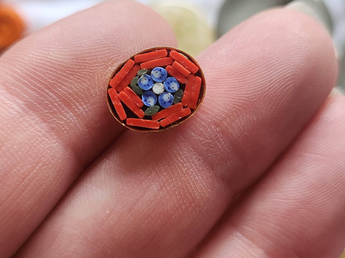 Collection bouton ancien micro mosaique  millefiori mini 1 sur 1,2  cm D18A