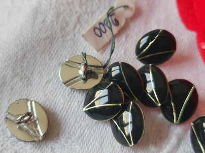 Lot 9 petits boutons en métal vert trés foncé ovale   1,2 sur 1 cm ref 3021