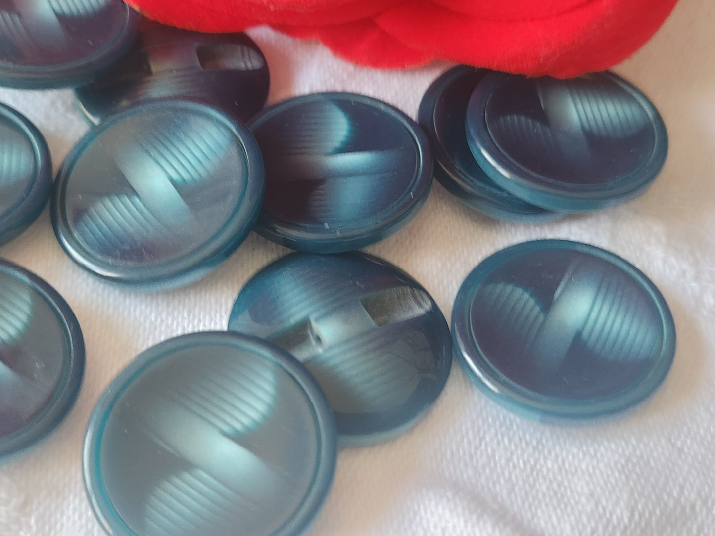 Lot 6 boutons vintage camaieu bleu lumineux 2,2 cm ref 1433