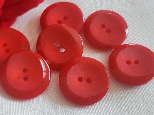 Lot 7 boutons vintage rouge 2,2 cm à trous ref 6206