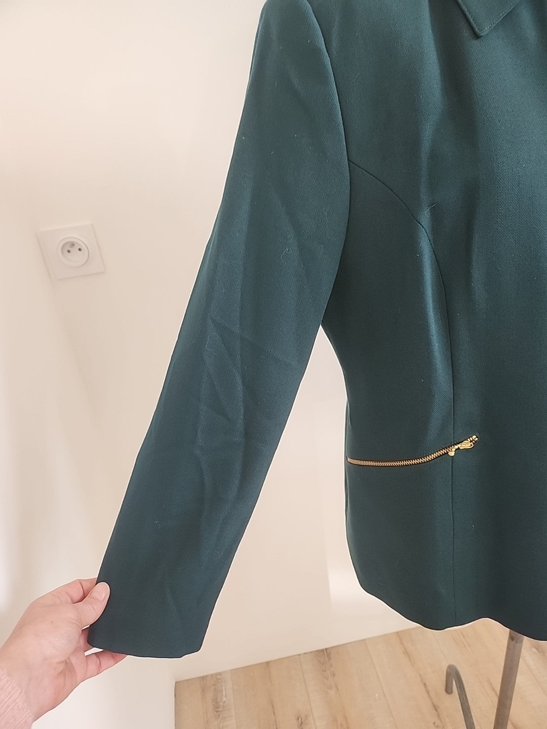Veste neuve verte zippé Lucia étiquette année 1990/2000 taille 40 ref portant