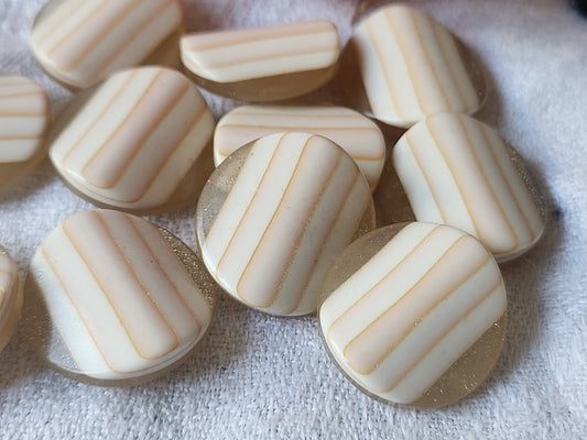 Lot 6 boutons vintage creme paillette doré pied 2,2 cm ref 5687