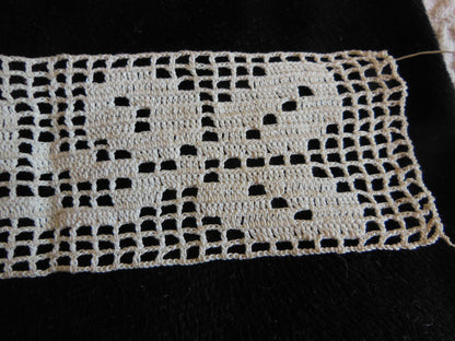 Dentelle ancienne grande application crochet fleur 22 cm sur 6,5 cm T1-27