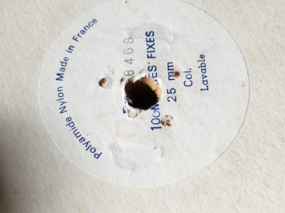 Ruban ancien  bleu nylon 5 mètre sur 2,5 cm bleu foncé  B5 n°7