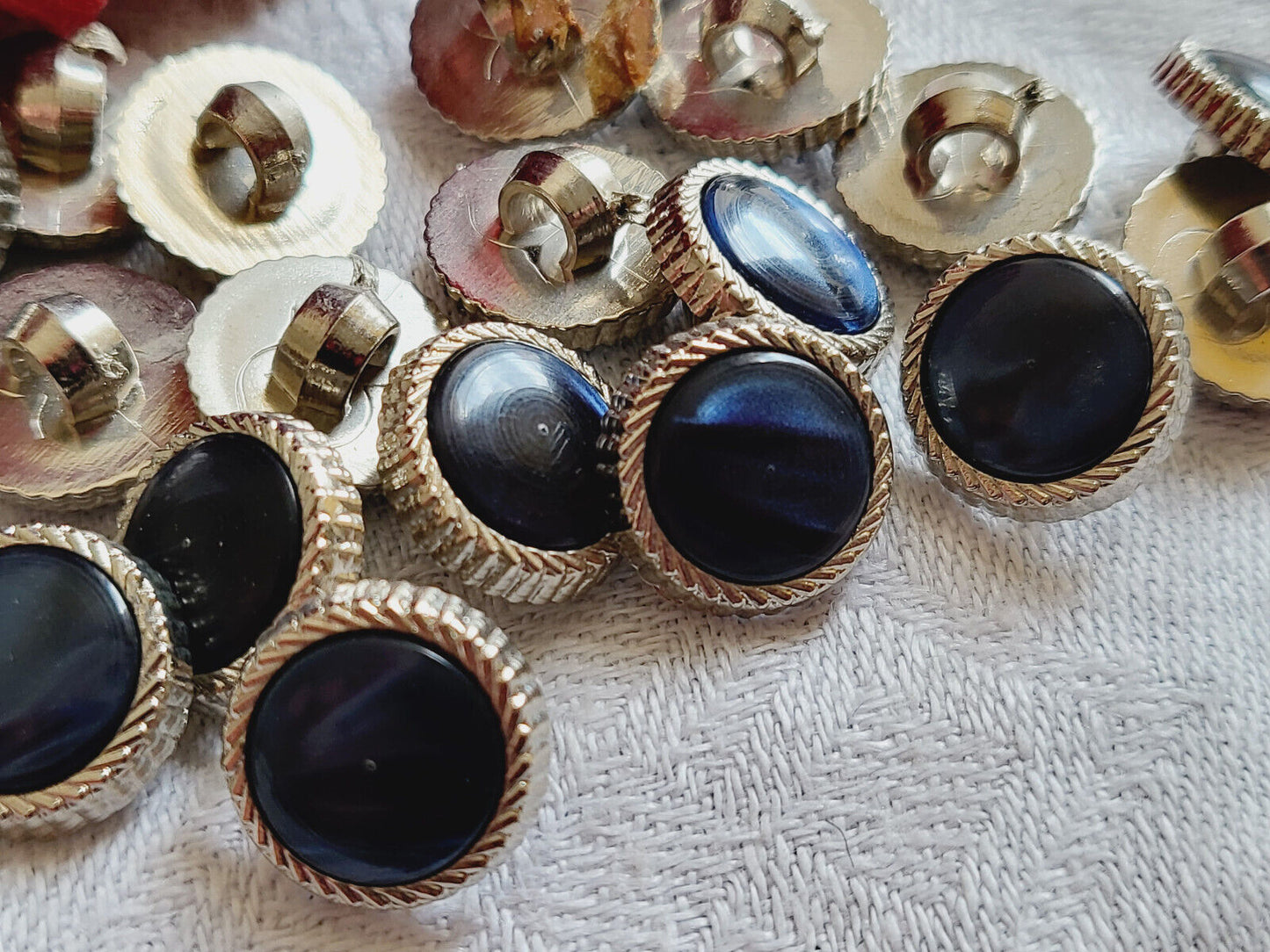 Lot 20 petits boutons vintage bleu argenté  à pied  1,2  cm ref 5843