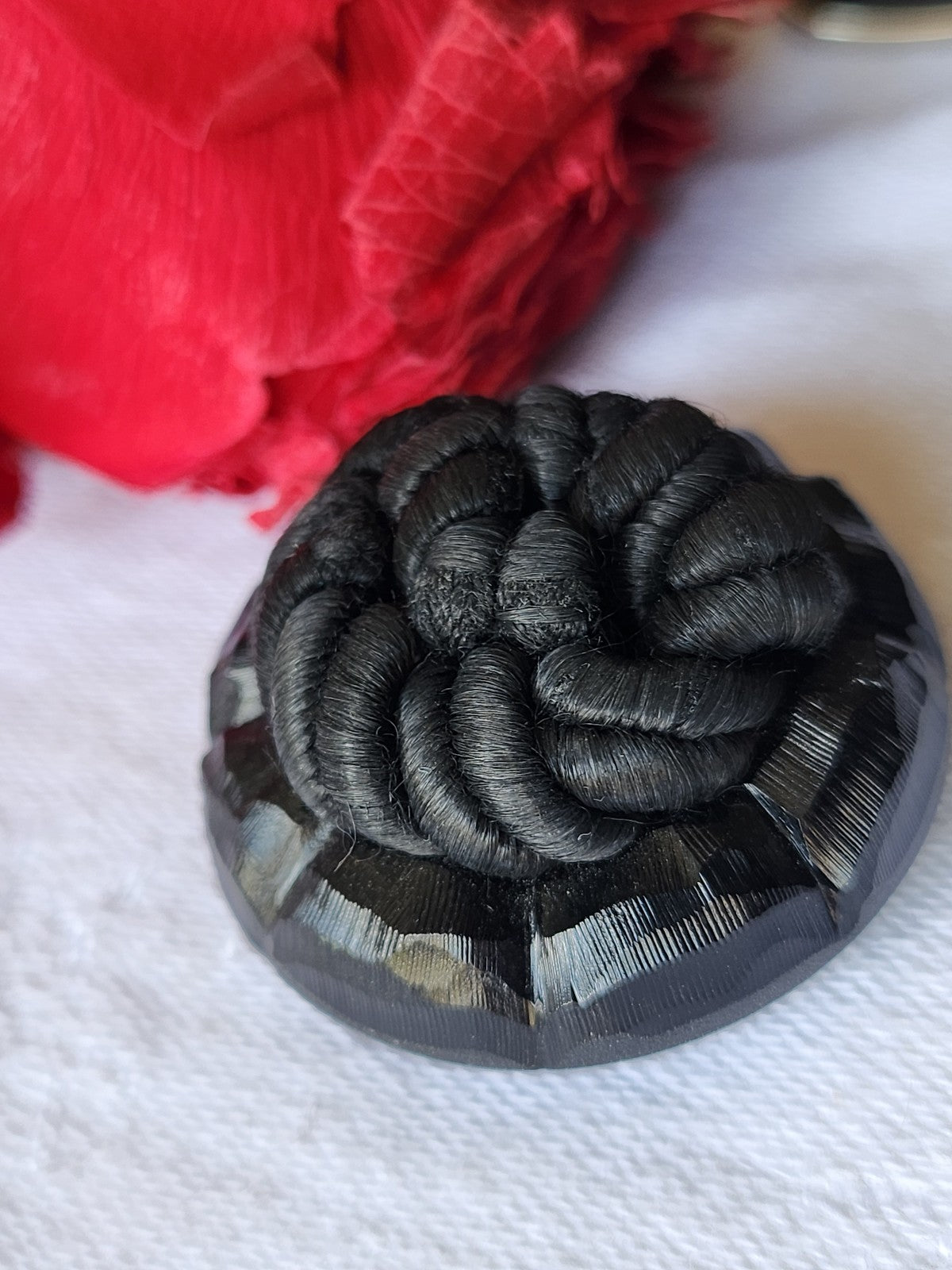 Gros bouton  ancien  passementerie volume pied  pied 3,3 cm G15R
