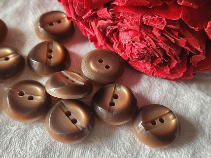 Lot 10 boutons vintage marron trous épais 1,8 cm ref 5594