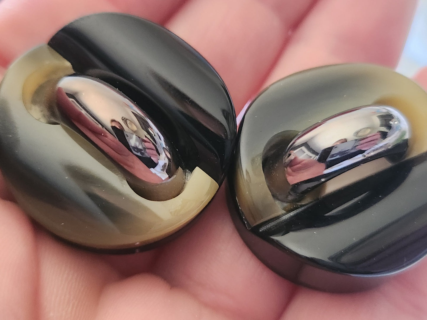 Lot 6 énormes boutons noir coup de coeur  3 cm pied ref 4964