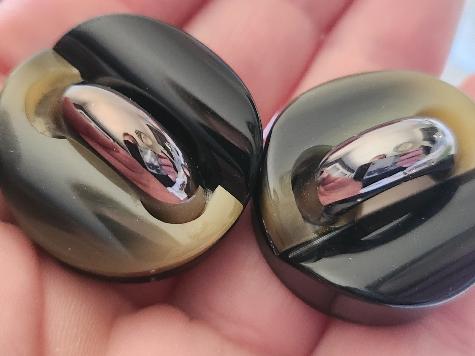 Lot 6 énormes boutons noir coup de coeur  3 cm pied ref 4964