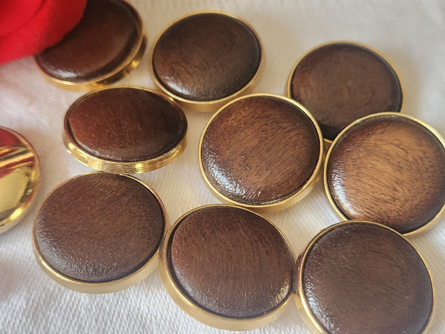 Lot 6 boutons vintage coeur en bois monture acrylique doré pied 2,3 cm ref 1285