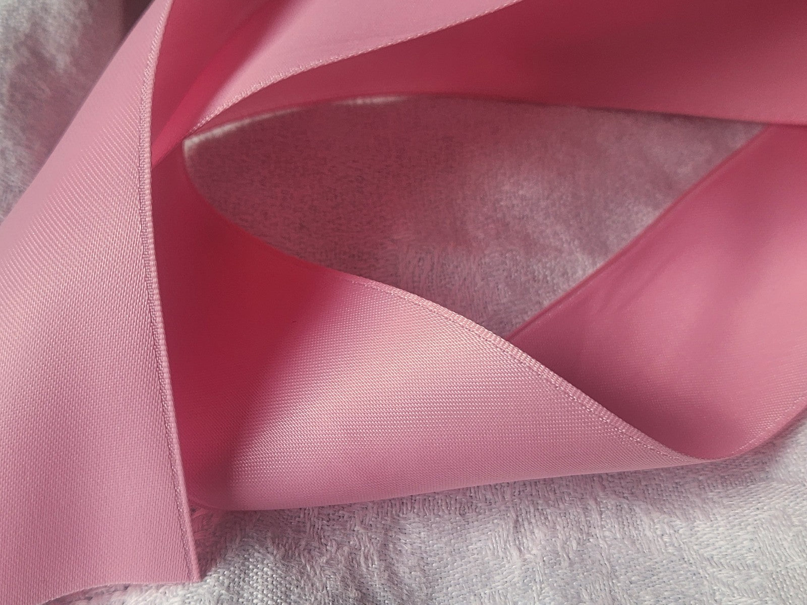 Ruban large ancien nylon rose épais  3 mètres sur 3,8 cm modiste mercerie B5 n°6