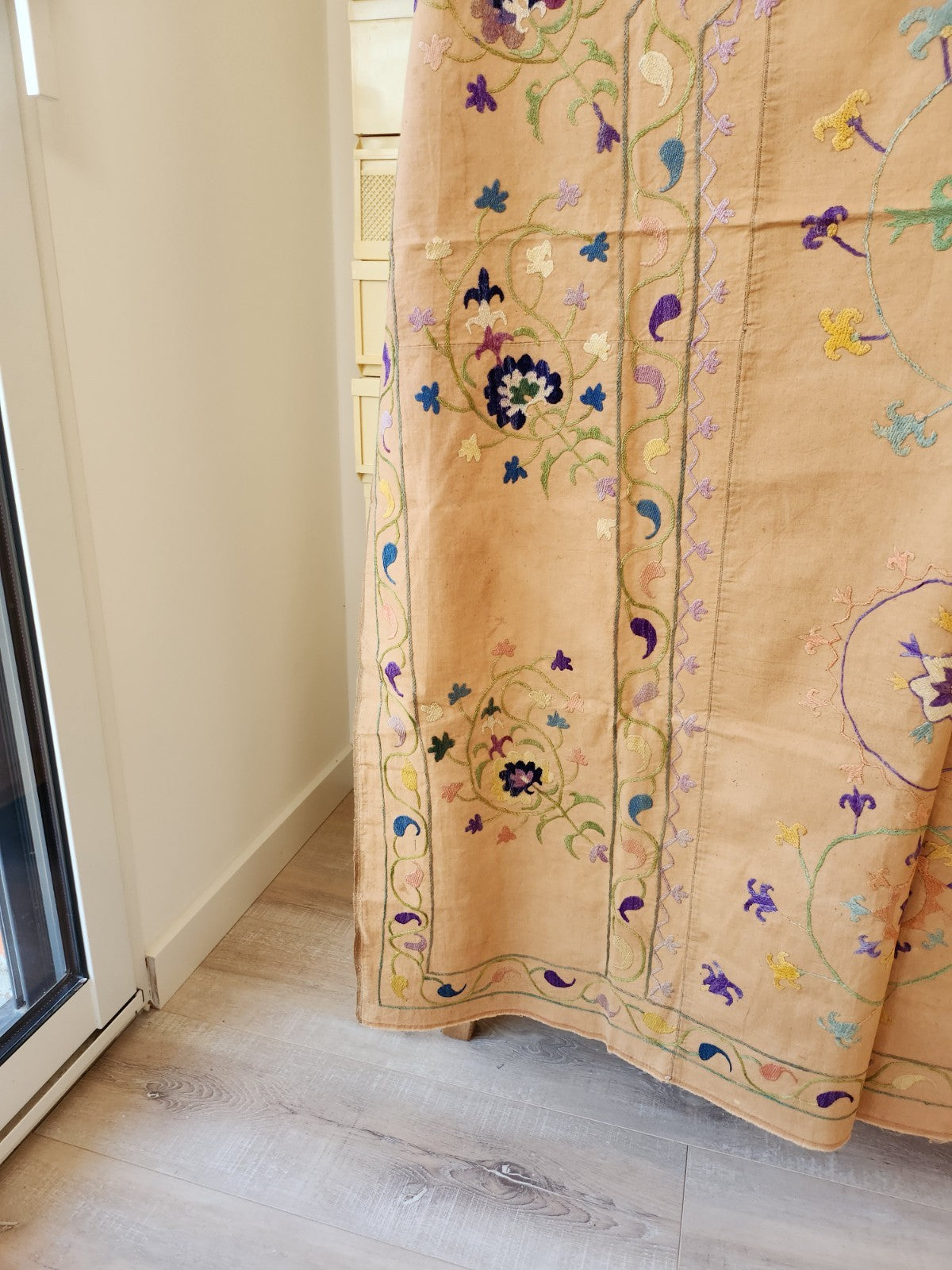 Trés ancien ouvrage XIXéme nappe d'autel? broderie B8