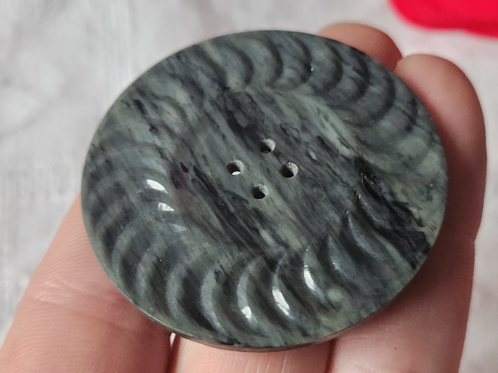 Enorme bouton ancien en galalithe jaspé 5 cm ou 50 mm  ref 5162